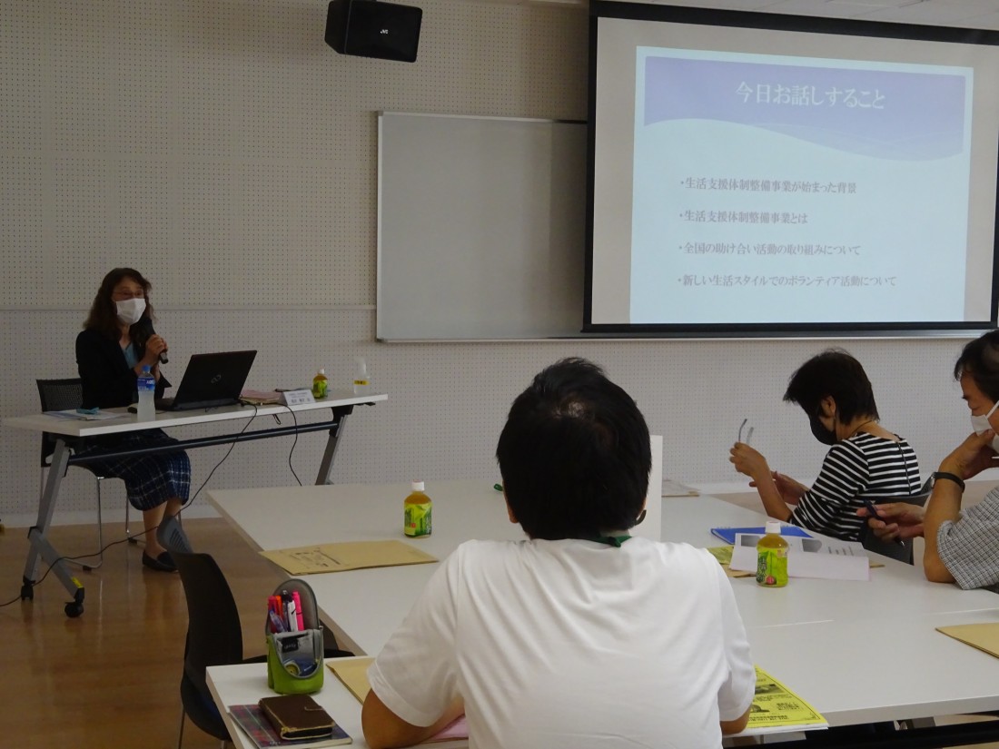 長井巻子氏講義写真